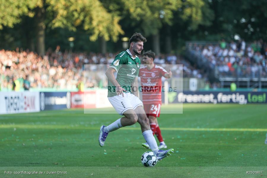 sport, action, Schweinfurt, Sachs-Stadion, Fussball, Fortuna Düsseldorf, FCS, F95, DFB-Pokal, DFB, 18.08.2025, 1. Runde, 1. FC Schweinfurt 1905 - Bild-ID: 2501807 sport, action, Schweinfurt, Sachs-Stadion, Fussball, Fortuna Düsseldorf, FCS, F95, DFB-Pokal, DFB, 18.08.2025, 1. Runde, 1. FC Schweinfurt 1905 - Bild-ID: 2501807