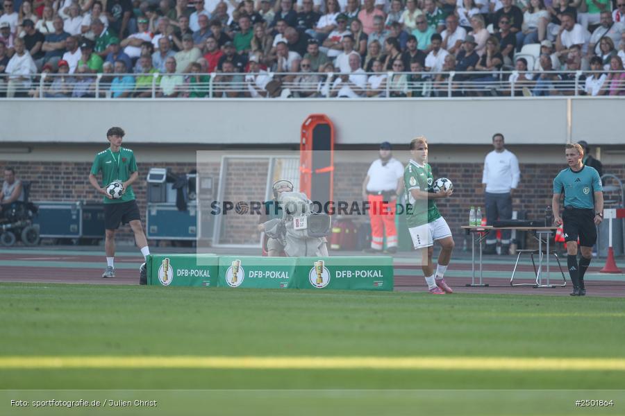 sport, action, Schweinfurt, Sachs-Stadion, Fussball, Fortuna Düsseldorf, FCS, F95, DFB-Pokal, DFB, 18.08.2025, 1. Runde, 1. FC Schweinfurt 1905 - Bild-ID: 2501864 sport, action, Schweinfurt, Sachs-Stadion, Fussball, Fortuna Düsseldorf, FCS, F95, DFB-Pokal, DFB, 18.08.2025, 1. Runde, 1. FC Schweinfurt 1905 - Bild-ID: 2501864