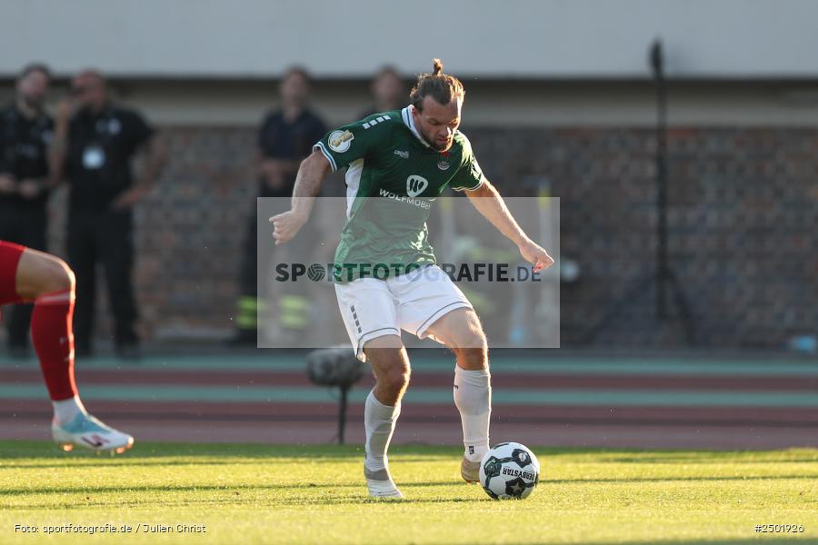 sport, action, Schweinfurt, Sachs-Stadion, Fussball, Fortuna Düsseldorf, FCS, F95, DFB-Pokal, DFB, 18.08.2025, 1. Runde, 1. FC Schweinfurt 1905 - Bild-ID: 2501926 sport, action, Schweinfurt, Sachs-Stadion, Fussball, Fortuna Düsseldorf, FCS, F95, DFB-Pokal, DFB, 18.08.2025, 1. Runde, 1. FC Schweinfurt 1905 - Bild-ID: 2501926