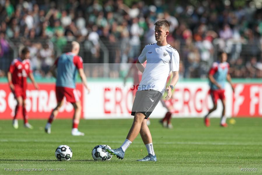 sport, action, Schweinfurt, Sachs-Stadion, Fussball, Fortuna Düsseldorf, FCS, F95, DFB-Pokal, DFB, 18.08.2025, 1. Runde, 1. FC Schweinfurt 1905 - Bild-ID: 2502050 sport, action, Schweinfurt, Sachs-Stadion, Fussball, Fortuna Düsseldorf, FCS, F95, DFB-Pokal, DFB, 18.08.2025, 1. Runde, 1. FC Schweinfurt 1905 - Bild-ID: 2502050