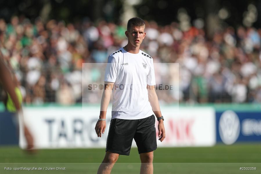 sport, action, Schweinfurt, Sachs-Stadion, Fussball, Fortuna Düsseldorf, FCS, F95, DFB-Pokal, DFB, 18.08.2025, 1. Runde, 1. FC Schweinfurt 1905 - Bild-ID: 2502058 sport, action, Schweinfurt, Sachs-Stadion, Fussball, Fortuna Düsseldorf, FCS, F95, DFB-Pokal, DFB, 18.08.2025, 1. Runde, 1. FC Schweinfurt 1905 - Bild-ID: 2502058