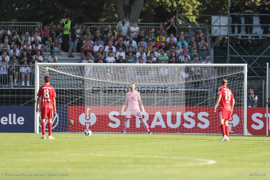 sport, action, Schweinfurt, Sachs-Stadion, Fussball, Fortuna Düsseldorf, FCS, F95, DFB-Pokal, DFB, 18.08.2025, 1. Runde, 1. FC Schweinfurt 1905 - Bild-ID: 2502168 sport, action, Schweinfurt, Sachs-Stadion, Fussball, Fortuna Düsseldorf, FCS, F95, DFB-Pokal, DFB, 18.08.2025, 1. Runde, 1. FC Schweinfurt 1905 - Bild-ID: 2502168