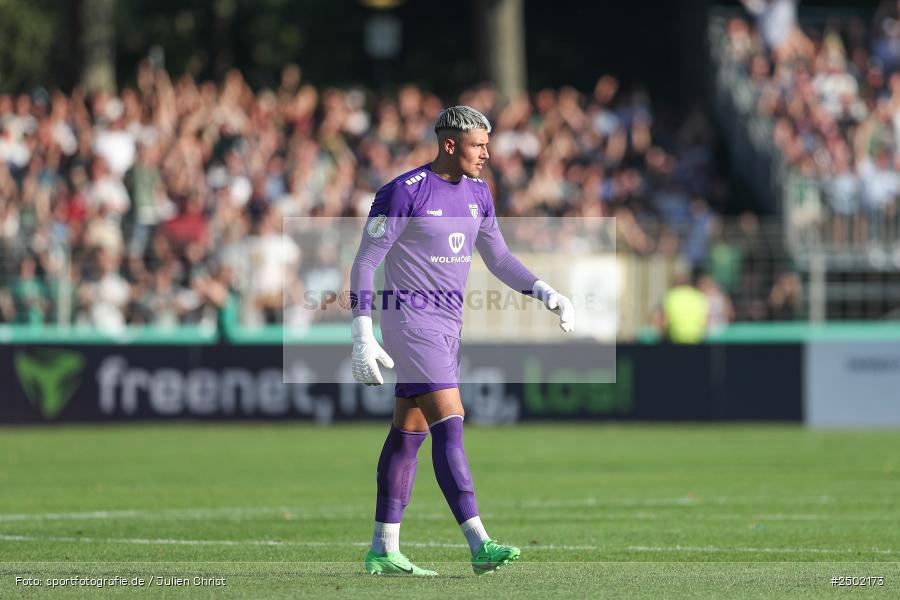 sport, action, Schweinfurt, Sachs-Stadion, Fussball, Fortuna Düsseldorf, FCS, F95, DFB-Pokal, DFB, 18.08.2025, 1. Runde, 1. FC Schweinfurt 1905 - Bild-ID: 2502173
