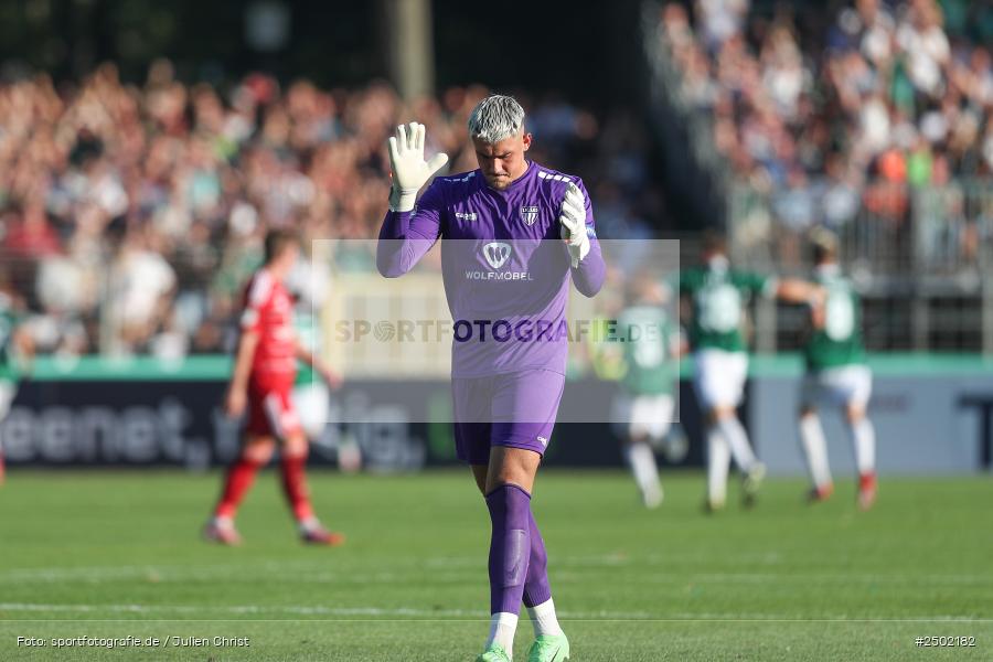 sport, action, Schweinfurt, Sachs-Stadion, Fussball, Fortuna Düsseldorf, FCS, F95, DFB-Pokal, DFB, 18.08.2025, 1. Runde, 1. FC Schweinfurt 1905 - Bild-ID: 2502182 sport, action, Schweinfurt, Sachs-Stadion, Fussball, Fortuna Düsseldorf, FCS, F95, DFB-Pokal, DFB, 18.08.2025, 1. Runde, 1. FC Schweinfurt 1905 - Bild-ID: 2502182