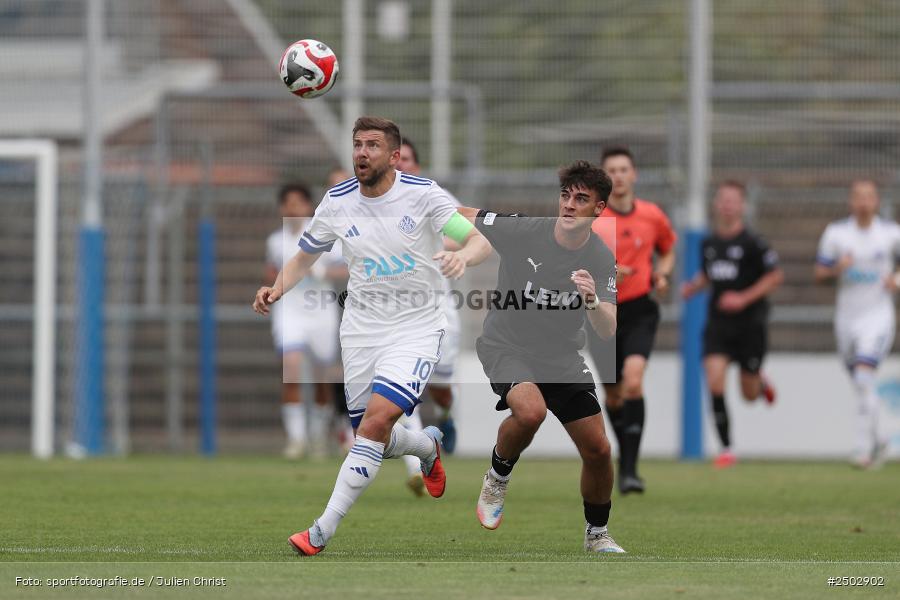 Stadion am Schönbusch, Aschaffenburg, 23.08.2025, sport, action, BFV, Fussball, 5. Spieltag, Regionalliga Bayern, FCM, SVA, FC Memmingen, SV Viktoria Aschaffenburg - Bild-ID: 2502902