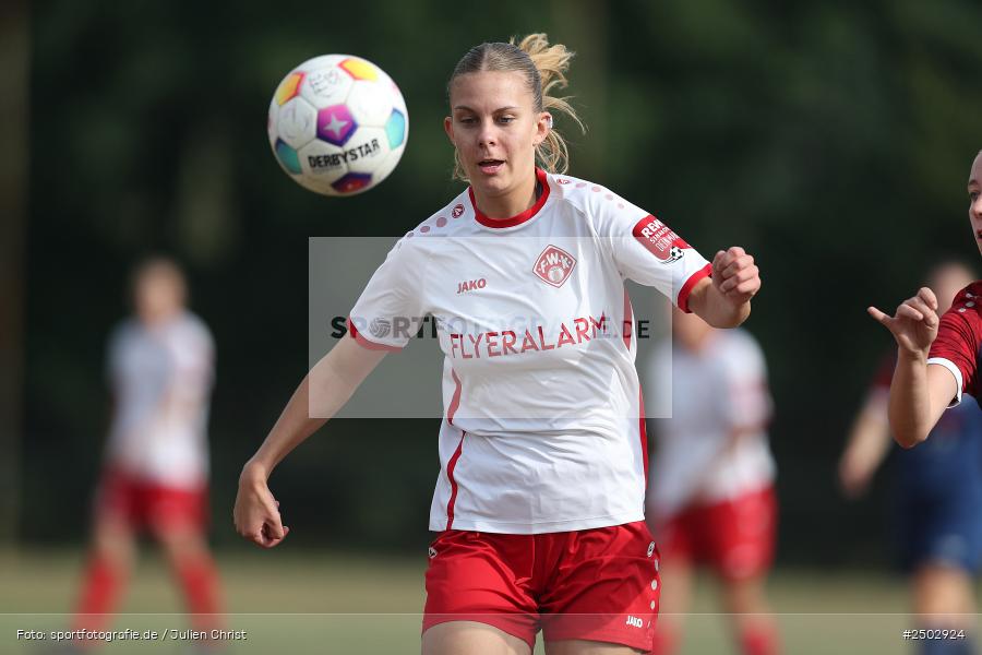 Sportgelände, Karsbach, 23.08.2025, sport, action, BFV, Fussball, Vorrunde, Hiscox Verbandspokal, FWK, FFC, FC Würzburger Kickers, FFC Adelsberg-Karsbach - Bild-ID: 2502924 Sportgelände, Karsbach, 23.08.2025, sport, action, BFV, Fussball, Vorrunde, Hiscox Verbandspokal, FWK, FFC, FC Würzburger Kickers, FFC Adelsberg-Karsbach - Bild-ID: 2502924