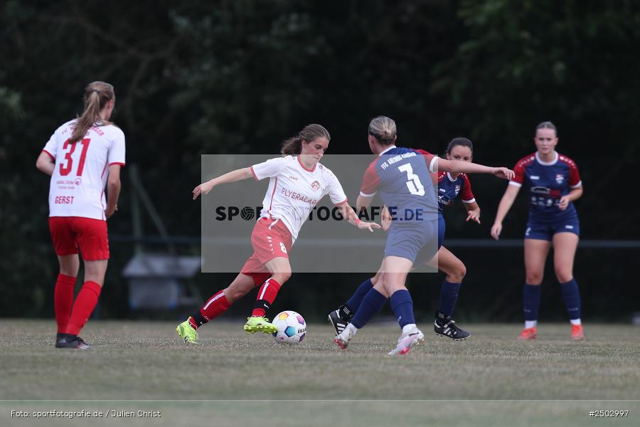 Sportgelände, Karsbach, 23.08.2025, sport, action, BFV, Fussball, Vorrunde, Hiscox Verbandspokal, FWK, FFC, FC Würzburger Kickers, FFC Adelsberg-Karsbach - Bild-ID: 2502997 Sportgelände, Karsbach, 23.08.2025, sport, action, BFV, Fussball, Vorrunde, Hiscox Verbandspokal, FWK, FFC, FC Würzburger Kickers, FFC Adelsberg-Karsbach - Bild-ID: 2502997