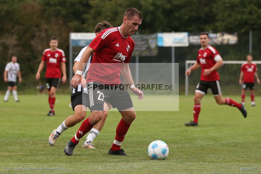 SEHO Arena, Wertheim-Nassig, 27.08.2025, sport, action, bfv, Fussball, bfv-Landesliga Odenwald, 3. Spieltag, FCG, SVE, FC Grünsfeld, SV Eintracht Nassig - Bild-ID: 2504017 SEHO Arena, Wertheim-Nassig, 27.08.2025, sport, action, bfv, Fussball, bfv-Landesliga Odenwald, 3. Spieltag, FCG, SVE, FC Grünsfeld, SV Eintracht Nassig - Bild-ID: 2504017