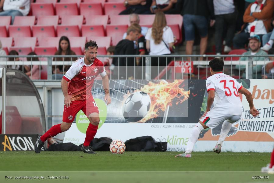sport, action, Würzburg, Regionalliga Bayern, Fussball, FWK, FCA, FC Würzburger Kickers, FC Augsburg II, BFV, AKON Arena, 6. Spieltag, 29.08.2025 - Bild-ID: 2504801
