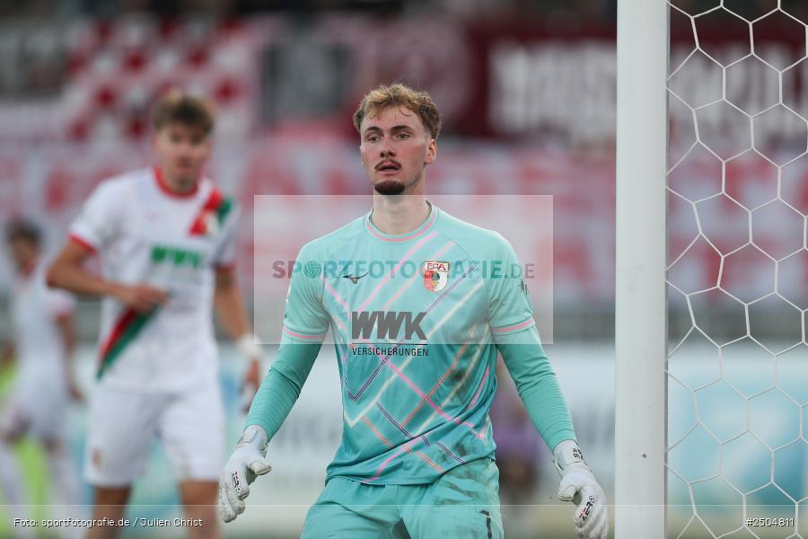 sport, action, Würzburg, Regionalliga Bayern, Fussball, FWK, FCA, FC Würzburger Kickers, FC Augsburg II, BFV, AKON Arena, 6. Spieltag, 29.08.2025 - Bild-ID: 2504811