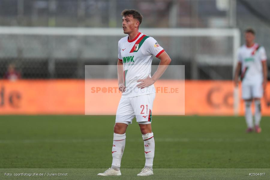sport, action, Würzburg, Regionalliga Bayern, Fussball, FWK, FCA, FC Würzburger Kickers, FC Augsburg II, BFV, AKON Arena, 6. Spieltag, 29.08.2025 - Bild-ID: 2504817