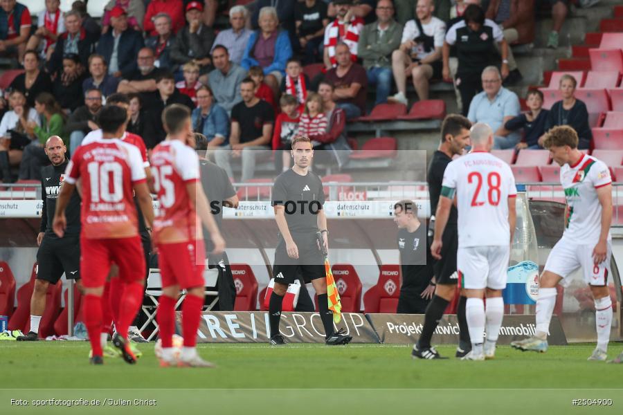 sport, action, Würzburg, Regionalliga Bayern, Fussball, FWK, FCA, FC Würzburger Kickers, FC Augsburg II, BFV, AKON Arena, 6. Spieltag, 29.08.2025 - Bild-ID: 2504900