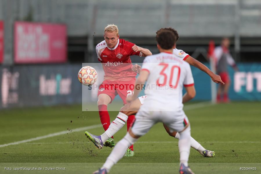 sport, action, Würzburg, Regionalliga Bayern, Fussball, FWK, FCA, FC Würzburger Kickers, FC Augsburg II, BFV, AKON Arena, 6. Spieltag, 29.08.2025 - Bild-ID: 2504903