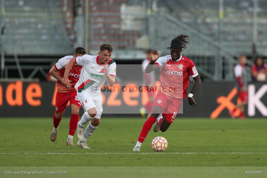 sport, action, Würzburg, Regionalliga Bayern, Fussball, FWK, FCA, FC Würzburger Kickers, FC Augsburg II, BFV, AKON Arena, 6. Spieltag, 29.08.2025 - Bild-ID: 2504907