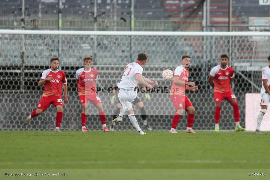 sport, action, Würzburg, Regionalliga Bayern, Fussball, FWK, FCA, FC Würzburger Kickers, FC Augsburg II, BFV, AKON Arena, 6. Spieltag, 29.08.2025 - Bild-ID: 2504916