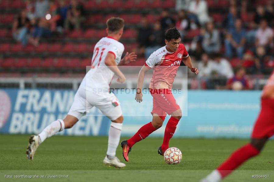 sport, action, Würzburg, Regionalliga Bayern, Fussball, FWK, FCA, FC Würzburger Kickers, FC Augsburg II, BFV, AKON Arena, 6. Spieltag, 29.08.2025 - Bild-ID: 2504957