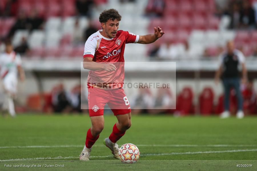 sport, action, Würzburg, Regionalliga Bayern, Fussball, FWK, FCA, FC Würzburger Kickers, FC Augsburg II, BFV, AKON Arena, 6. Spieltag, 29.08.2025 - Bild-ID: 2505019