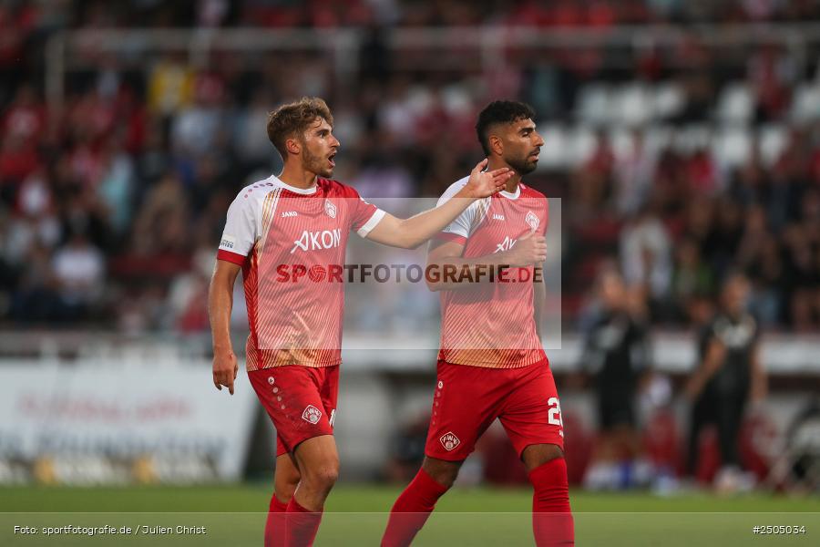 sport, action, Würzburg, Regionalliga Bayern, Fussball, FWK, FCA, FC Würzburger Kickers, FC Augsburg II, BFV, AKON Arena, 6. Spieltag, 29.08.2025 - Bild-ID: 2505034
