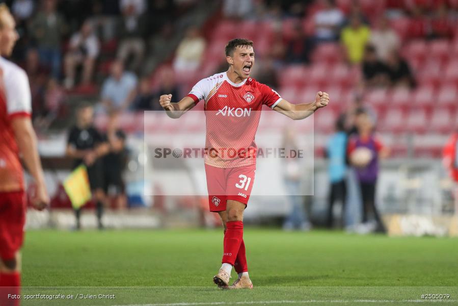 sport, action, Würzburg, Regionalliga Bayern, Fussball, FWK, FCA, FC Würzburger Kickers, FC Augsburg II, BFV, AKON Arena, 6. Spieltag, 29.08.2025 - Bild-ID: 2505079