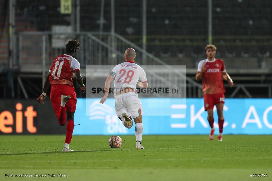 sport, action, Würzburg, Regionalliga Bayern, Fussball, FWK, FCA, FC Würzburger Kickers, FC Augsburg II, BFV, AKON Arena, 6. Spieltag, 29.08.2025 - Bild-ID: 2505092