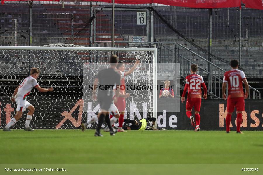 sport, action, Würzburg, Regionalliga Bayern, Fussball, FWK, FCA, FC Würzburger Kickers, FC Augsburg II, BFV, AKON Arena, 6. Spieltag, 29.08.2025 - Bild-ID: 2505095