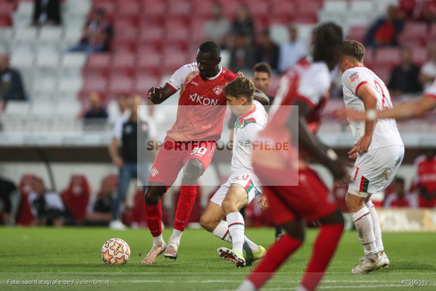 sport, action, Würzburg, Regionalliga Bayern, Fussball, FWK, FCA, FC Würzburger Kickers, FC Augsburg II, BFV, AKON Arena, 6. Spieltag, 29.08.2025 - Bild-ID: 2505140
