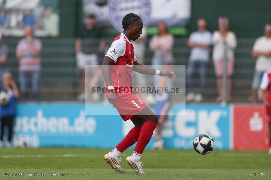 sport, action, Regionalliga Südwest, Mairec Arena, KSV Hessen Kassel, KSV, Fussball, FCB, FC Bayern Alzenau, Alzenau, 5. Spieltag, 30.08.2025 - Bild-ID: 2505283