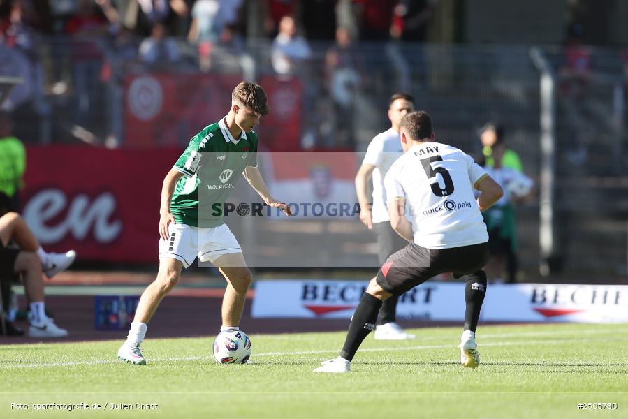 Sachs-Stadion, Schweinfurt, 31.08.2025, sport, action, Fussball, DFB, 4. Spieltag, 3. Liga, SVW, FCS, SV Wehen Wiesbaden, 1. FC Schweinfurt 1905 - Bild-ID: 2505780