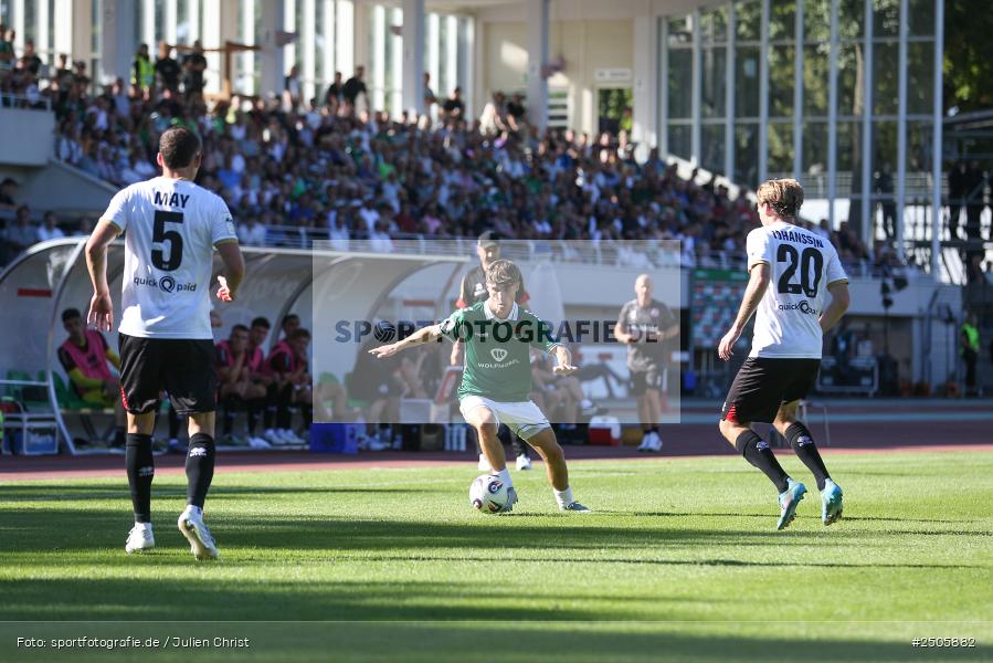 sport, action, Schweinfurt, Sachs-Stadion, SVW, SV Wehen Wiesbaden, Fussball, FCS, DFB, 4. Spieltag, 31.08.2025, 3. Liga, 1. FC Schweinfurt 1905 - Bild-ID: 2505882
