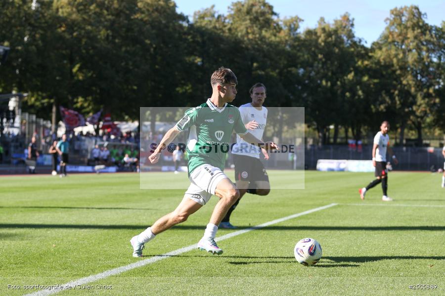 sport, action, Schweinfurt, Sachs-Stadion, SVW, SV Wehen Wiesbaden, Fussball, FCS, DFB, 4. Spieltag, 31.08.2025, 3. Liga, 1. FC Schweinfurt 1905 - Bild-ID: 2505889