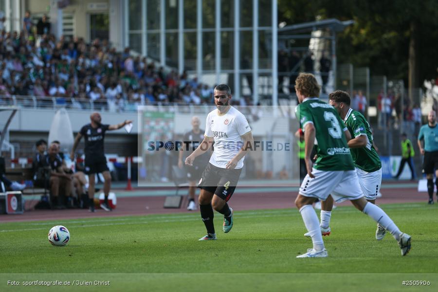 sport, action, Schweinfurt, Sachs-Stadion, SVW, SV Wehen Wiesbaden, Fussball, FCS, DFB, 4. Spieltag, 31.08.2025, 3. Liga, 1. FC Schweinfurt 1905 - Bild-ID: 2505906