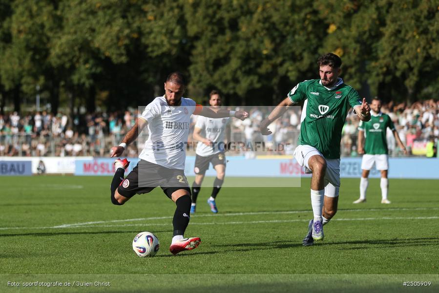 sport, action, Schweinfurt, Sachs-Stadion, SVW, SV Wehen Wiesbaden, Fussball, FCS, DFB, 4. Spieltag, 31.08.2025, 3. Liga, 1. FC Schweinfurt 1905 - Bild-ID: 2505909