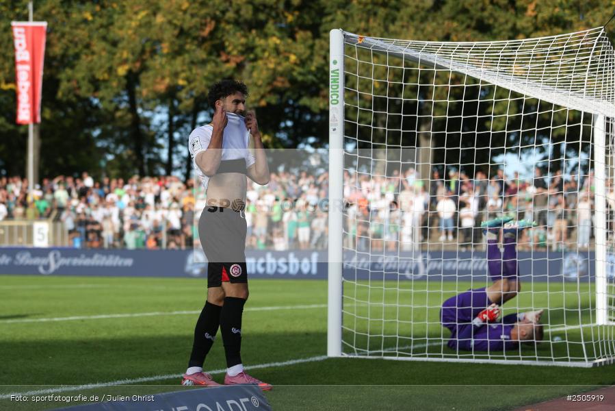 sport, action, Schweinfurt, Sachs-Stadion, SVW, SV Wehen Wiesbaden, Fussball, FCS, DFB, 4. Spieltag, 31.08.2025, 3. Liga, 1. FC Schweinfurt 1905 - Bild-ID: 2505919