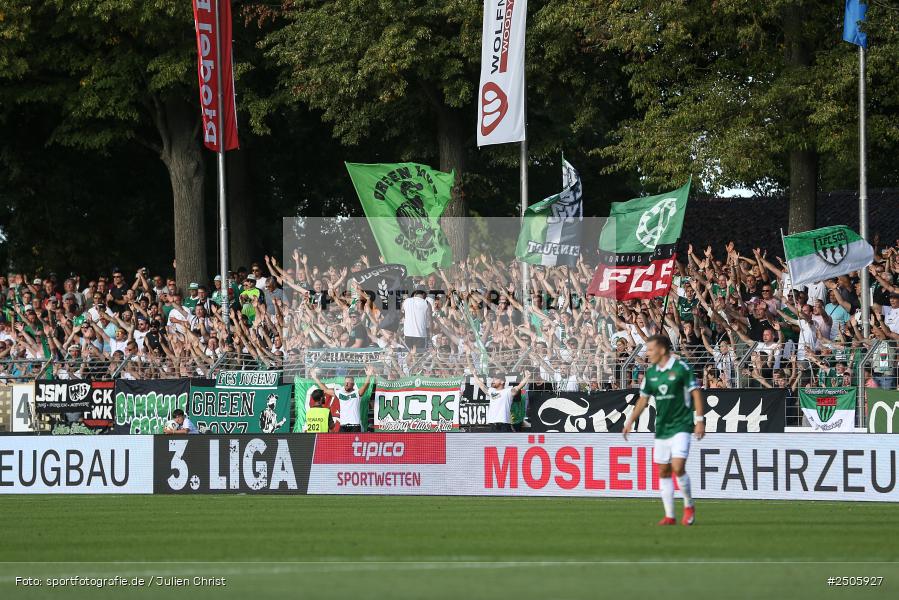 sport, action, Schweinfurt, Sachs-Stadion, SVW, SV Wehen Wiesbaden, Fussball, FCS, DFB, 4. Spieltag, 31.08.2025, 3. Liga, 1. FC Schweinfurt 1905 - Bild-ID: 2505927