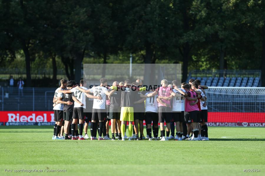 sport, action, Schweinfurt, Sachs-Stadion, SVW, SV Wehen Wiesbaden, Fussball, FCS, DFB, 4. Spieltag, 31.08.2025, 3. Liga, 1. FC Schweinfurt 1905 - Bild-ID: 2505934