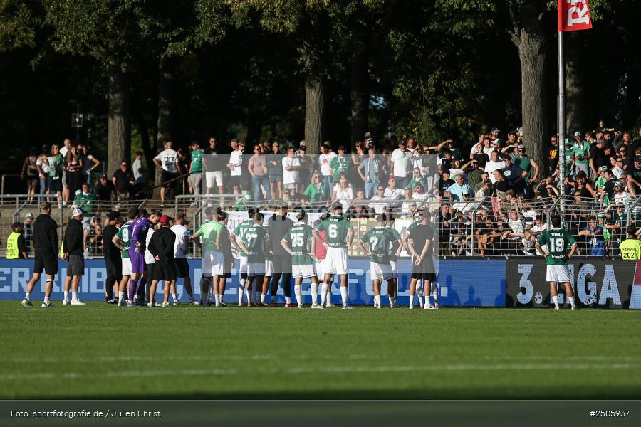 sport, action, Schweinfurt, Sachs-Stadion, SVW, SV Wehen Wiesbaden, Fussball, FCS, DFB, 4. Spieltag, 31.08.2025, 3. Liga, 1. FC Schweinfurt 1905 - Bild-ID: 2505937