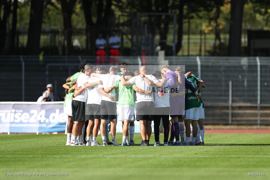 sport, action, Schweinfurt, Sachs-Stadion, SVW, SV Wehen Wiesbaden, Fussball, FCS, DFB, 4. Spieltag, 31.08.2025, 3. Liga, 1. FC Schweinfurt 1905 - Bild-ID: 2505954