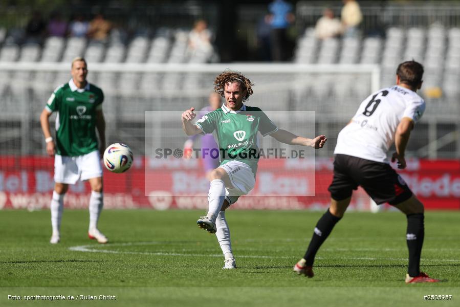 sport, action, Schweinfurt, Sachs-Stadion, SVW, SV Wehen Wiesbaden, Fussball, FCS, DFB, 4. Spieltag, 31.08.2025, 3. Liga, 1. FC Schweinfurt 1905 - Bild-ID: 2505957