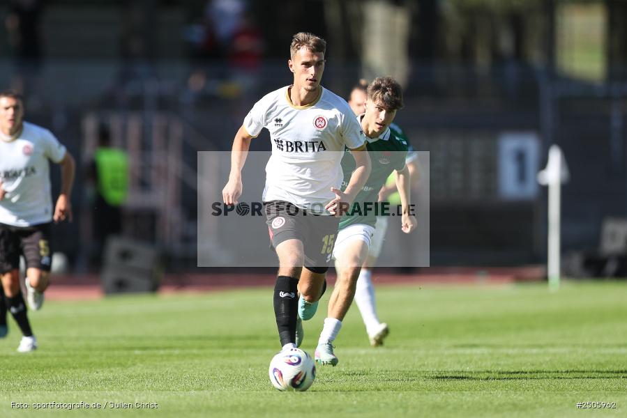 sport, action, Schweinfurt, Sachs-Stadion, SVW, SV Wehen Wiesbaden, Fussball, FCS, DFB, 4. Spieltag, 31.08.2025, 3. Liga, 1. FC Schweinfurt 1905 - Bild-ID: 2505962