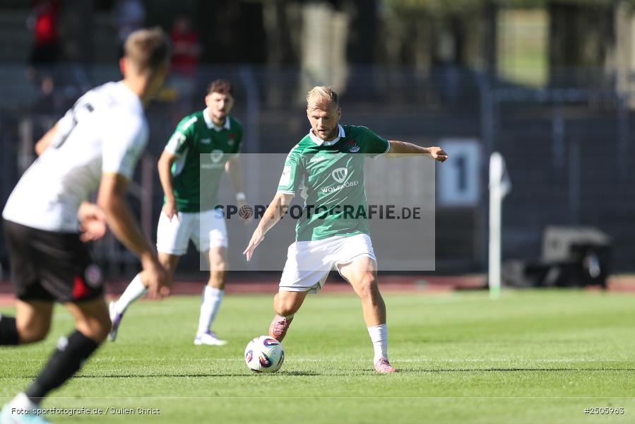 sport, action, Schweinfurt, Sachs-Stadion, SVW, SV Wehen Wiesbaden, Fussball, FCS, DFB, 4. Spieltag, 31.08.2025, 3. Liga, 1. FC Schweinfurt 1905 - Bild-ID: 2505963