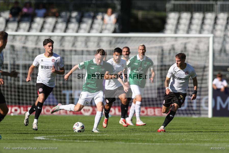 sport, action, Schweinfurt, Sachs-Stadion, SVW, SV Wehen Wiesbaden, Fussball, FCS, DFB, 4. Spieltag, 31.08.2025, 3. Liga, 1. FC Schweinfurt 1905 - Bild-ID: 2505973