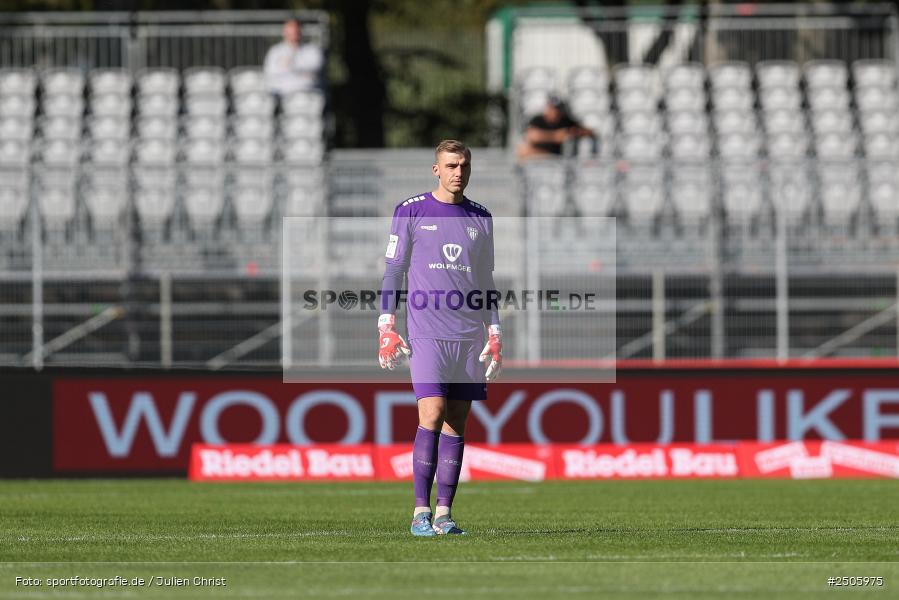 sport, action, Schweinfurt, Sachs-Stadion, SVW, SV Wehen Wiesbaden, Fussball, FCS, DFB, 4. Spieltag, 31.08.2025, 3. Liga, 1. FC Schweinfurt 1905 - Bild-ID: 2505975