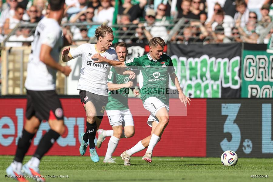 sport, action, Schweinfurt, Sachs-Stadion, SVW, SV Wehen Wiesbaden, Fussball, FCS, DFB, 4. Spieltag, 31.08.2025, 3. Liga, 1. FC Schweinfurt 1905 - Bild-ID: 2505988