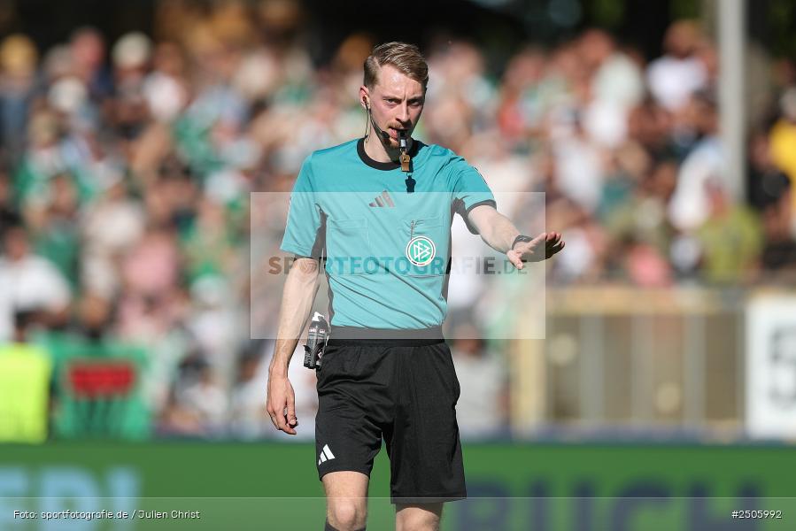 sport, action, Schweinfurt, Sachs-Stadion, SVW, SV Wehen Wiesbaden, Fussball, FCS, DFB, 4. Spieltag, 31.08.2025, 3. Liga, 1. FC Schweinfurt 1905 - Bild-ID: 2505992