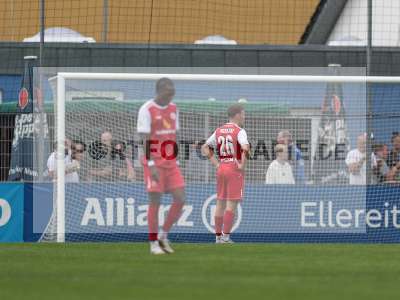 Fotos von FC Bayern Alzenau - KSV Hessen Kassel auf sportfotografie.de