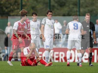 Fotos von FC Bayern Alzenau - KSV Hessen Kassel auf sportfotografie.de