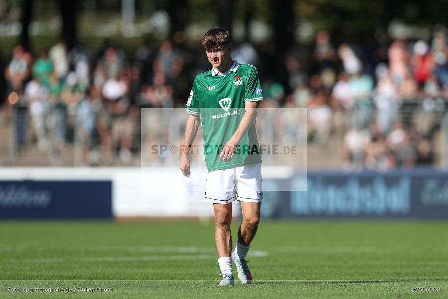 sport, action, Schweinfurt, Sachs-Stadion, SVW, SV Wehen Wiesbaden, Fussball, FCS, DFB, 4. Spieltag, 31.08.2025, 3. Liga, 1. FC Schweinfurt 1905 - Bild-ID: 2506000