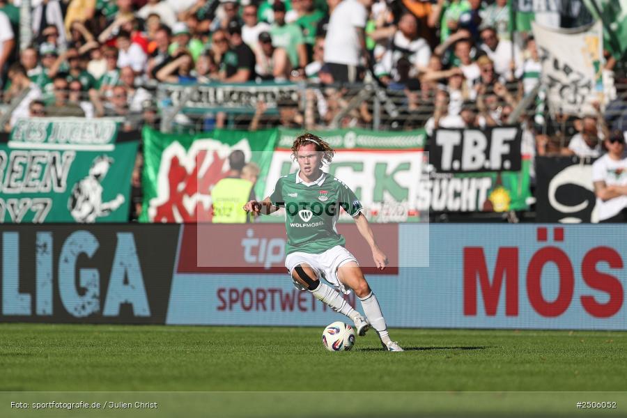 sport, action, Schweinfurt, Sachs-Stadion, SVW, SV Wehen Wiesbaden, Fussball, FCS, DFB, 4. Spieltag, 31.08.2025, 3. Liga, 1. FC Schweinfurt 1905 - Bild-ID: 2506052