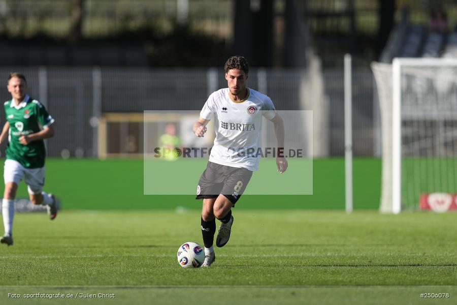 sport, action, Schweinfurt, Sachs-Stadion, SVW, SV Wehen Wiesbaden, Fussball, FCS, DFB, 4. Spieltag, 31.08.2025, 3. Liga, 1. FC Schweinfurt 1905 - Bild-ID: 2506078