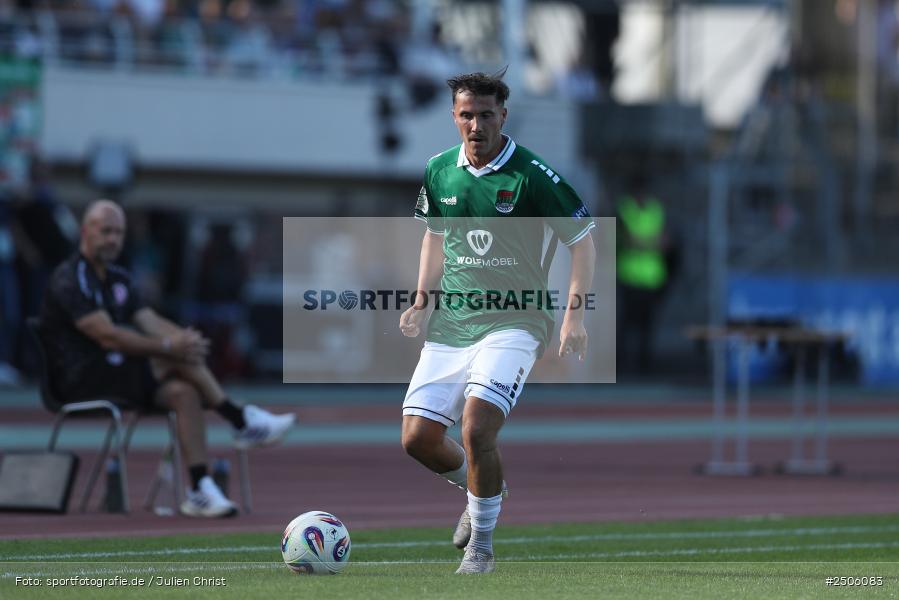 sport, action, Schweinfurt, Sachs-Stadion, SVW, SV Wehen Wiesbaden, Fussball, FCS, DFB, 4. Spieltag, 31.08.2025, 3. Liga, 1. FC Schweinfurt 1905 - Bild-ID: 2506083